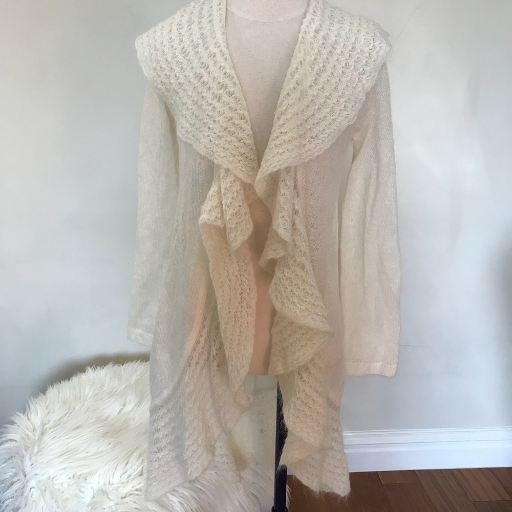 Beige Moda International Cardigan Size XS